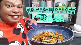 FRIED SARDINES WITH TOFU AND LEEKS BELL PEPPER