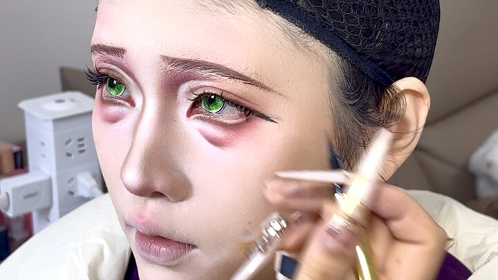 45 phút chạy nhanh! Quá trình trang điểm cosplay Tamonji Mitsuri trong Thanh Gươm Diệt Quỷ