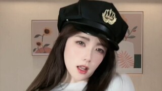 TikTok เขย่ามอเตอร์ไซค์แบบงี่เง่า