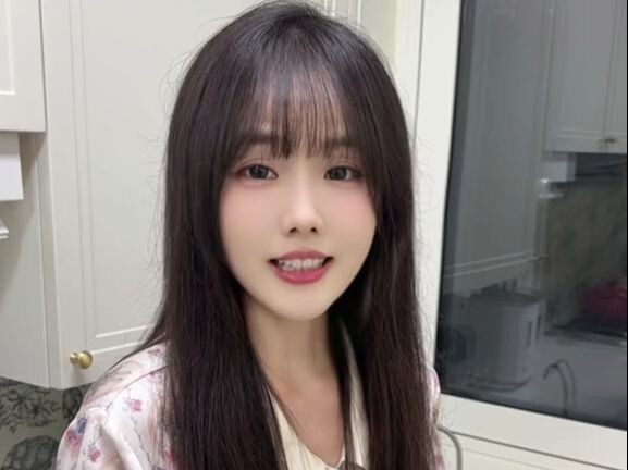 Khi tôi dùng “Khuy Hoa Điểm Huyệt Thủ” để khống chế vợ mình – Cảm hứng từ @Hạ Thiện Thiện