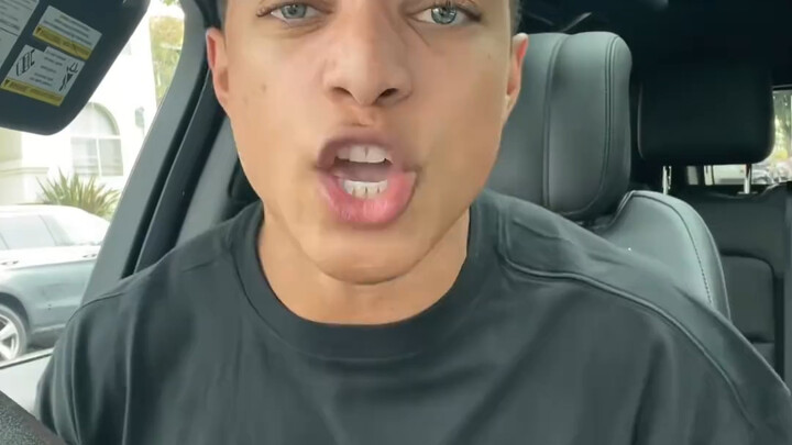 Hãy nhớ: Bạn sinh ra đã là nữ hoàng!