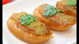 หมั่นโถวหน้าหมู By สร้างสรรค์เมนูไข่