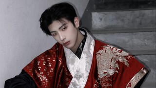 Korean clothes are pretty good-looking, after all, they look like dad