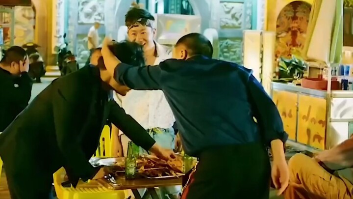 Đàn ông sống sòng phẳng ân oán! Báo thù không để đến ngày mai!