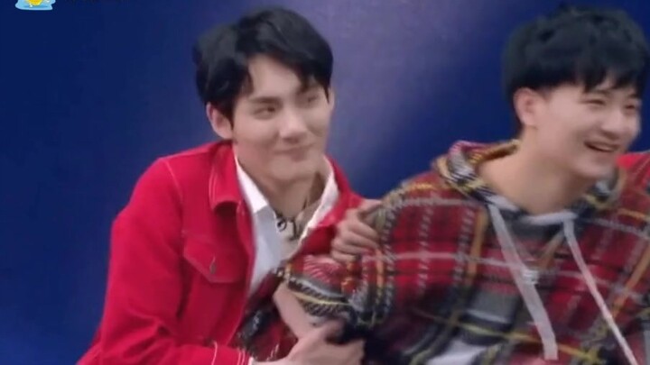 Review of Dilraba Dilmurat's dance collection, sexy and seductive, attracting countless young men to