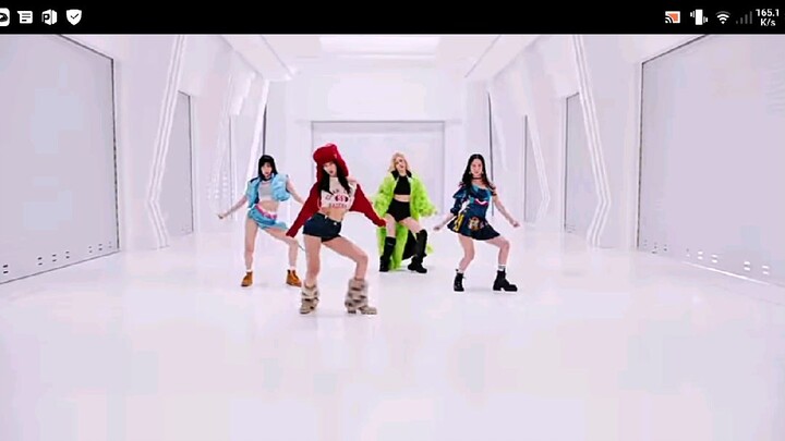 BLACPINK (SHUT DOWN) MV