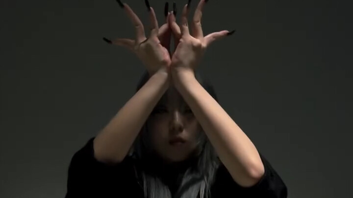 นักออกแบบท่าเต้นที่เข้ากับเพลงของ aespa ได้ดีมาก! ฮเยยอนออกแบบท่าเต้นให้กับเพลง "Flowers"