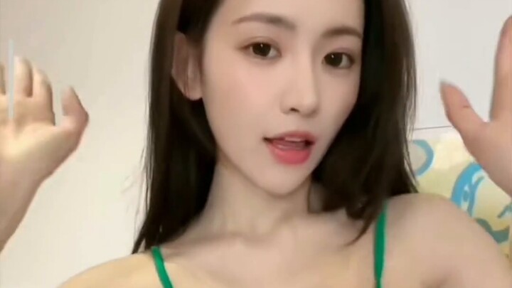 Being slightly plump is the ultimate secret, a sweetness that no one can refuse