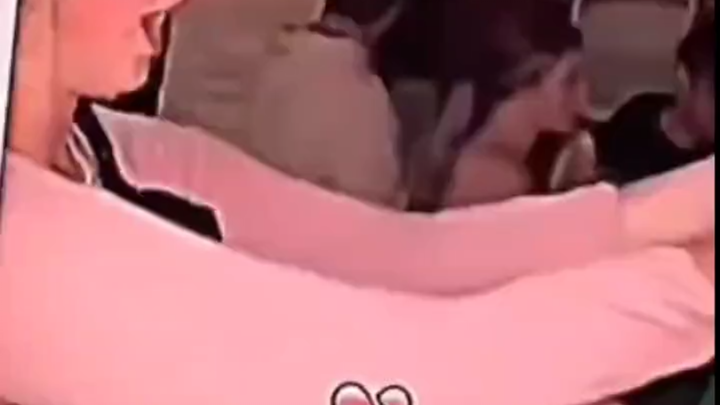 坏了，这回真成翘嘴了