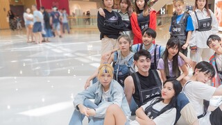 【KPOP IN PUBLIC】13 orang menutupi seluruh bagian SEVENTEEN-Left&Right di sebuah mal di Shanghai