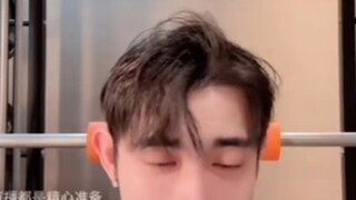 榜一大姐去魅后健身博主卖惨希望大姐再回来！！此前该大姐已经刷100+华子~