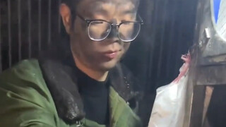 多年老师傅卖的羊肉串，出了名的香