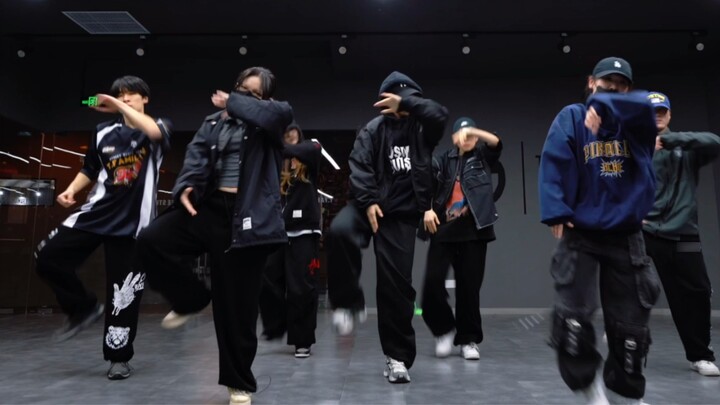 This dance is so cool! It doesn't need the atmosphere and expression buffs to be superimposed | Ther