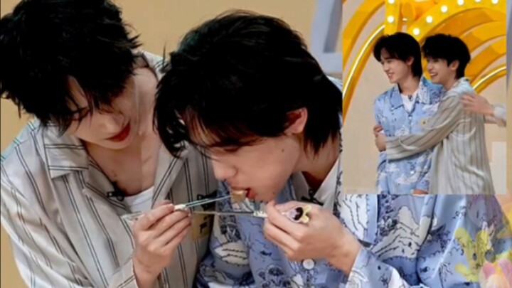 Yaxuan, hurry up and summon your专属 cat! I’m totally fine with both the potty play and the potty clea