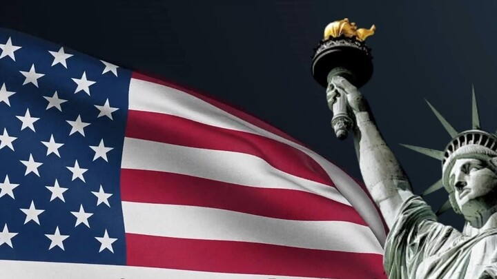 Sự phản tác dụng lớn nhất vào năm 2025: Nuôi bốn con gà là chủ nghĩa tư bản, còn nuôi nhiều hơn nữa 