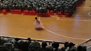 الطفل لا يزال صغيرا، لا يزال هناك فرصة للعيش على كوكب آخر