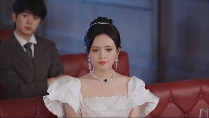 In my dreams, I am still a young man wandering (梦中犹是少年游) (2025)