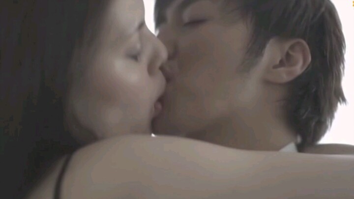 [Drama] A Kiss Scene in Sweet Room