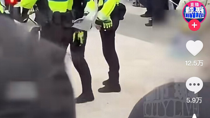 This motorcycle must have been banged up pretty badly, all bruised and battered!