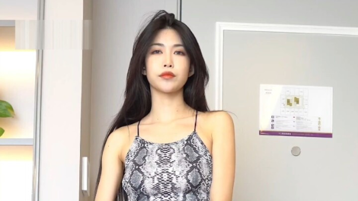 [TK Dance Studio] Wenwen's High-Heel Strip Show - Vertical Full Version