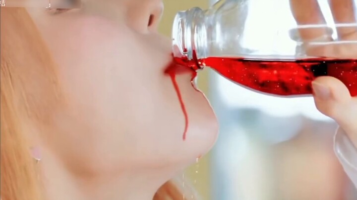 Khi "Eve, Psyche và Lady Bluebeard" của Chi gặp "knock" của Li Caiyan, bài hát bị cắt ngang khi lời 