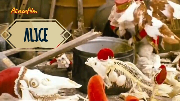 DIKEJAR KELINCI ANEH & BONEKA ANEH LAINNYA (ALICE)