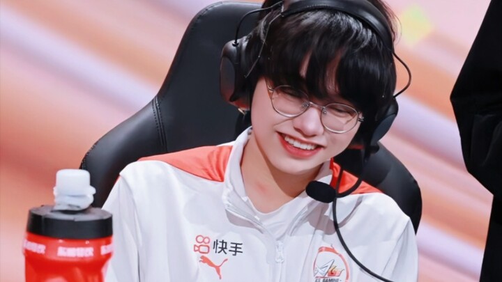 You KPL mid-laners must’ve grown up eating Pocky, huh?