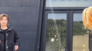 Went to JYP company to check in and chat about their new song and came across Boystory!