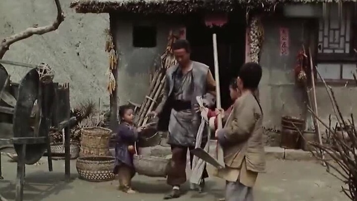 Lin Zhengying's classic eating scene, when it comes to eating, I only admire Uncle Ying, who eats wi