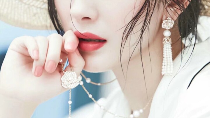 Đừng nói đến Tố Cẩm nữa, đặt ai vào hoàn cảnh ấy mà chẳng muốn chứ???