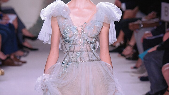 It’s a shame this brand has stopped holding runway shows—its clothes have truly captured this old ma