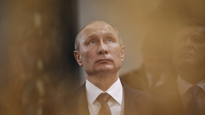【普京·涅瓦河畔的回声/生贺混剪】Путин“让俄罗斯的男人更高傲，让俄罗斯的女人更高贵。”