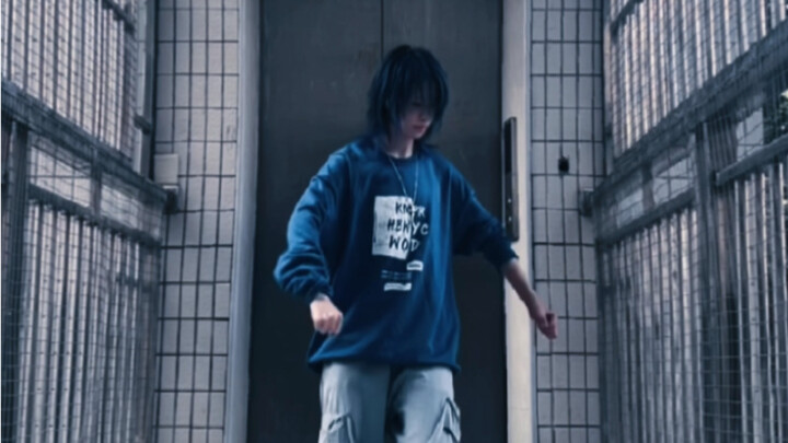 早起没醒也要跳 Beyond the way  |  街葱位