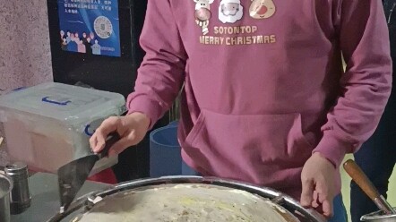 《关于发现煎饼果子师傅很脸熟这件事》