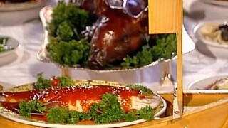 洋皇帝认为自己很会吃，没想中国美食一上桌，顿时惊艳全场
