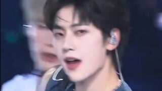 个亖二棒kpop随机舞蹈终于会跳了好感动