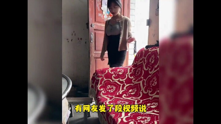 คู่เดทที่ครอบครัวจัดให้ดูเชยไปหน่อยเลย