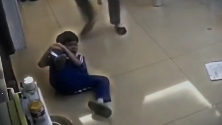 Little boy: My feet hurt when I touch them, my face hurts when I cover it—turns out, my hand is brok