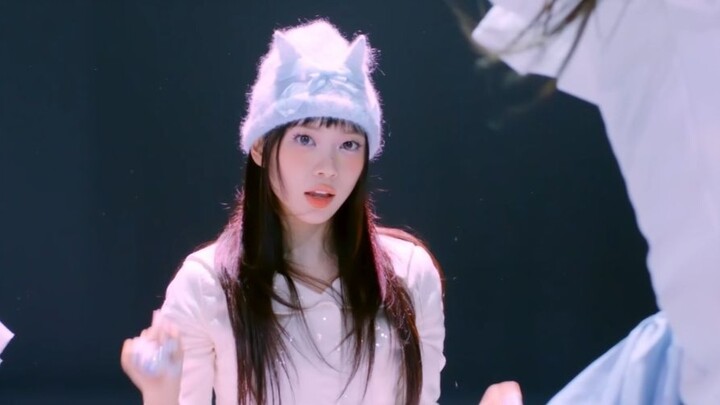 ILLIT's latest comeback song "Borrowed Cat" dance version