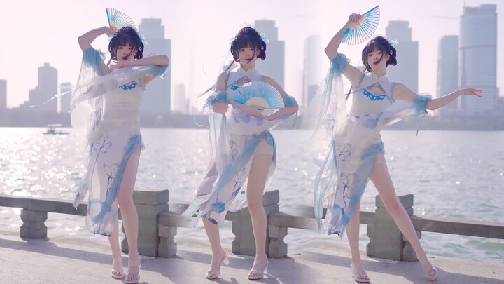 Ada gadis cheongsam di tepi danau... Dorong dia ke bawah! [Wing Chun · Layar Vertikal]