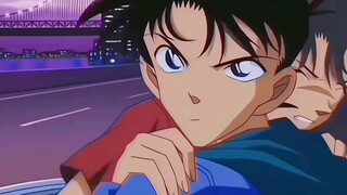 "Siapa di dunia ini yang tidak mengenalmu? Kudo Shinichi bisa menaklukkan semua kelompok umur."