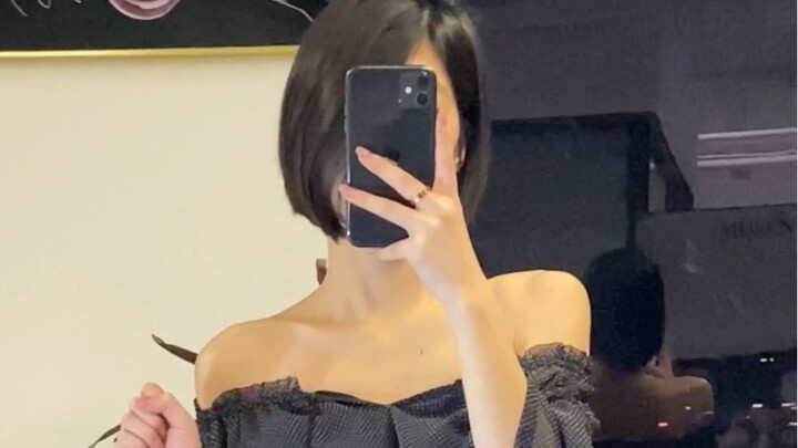 What does it feel like for a short-haired girl to wear suspender stockings?