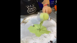 ไอติมผัดชาเขียวบราวนี่ ท็อปหน้าแบบจุกๆอร่อยแบบฟินมาก 🍵🍫 📍