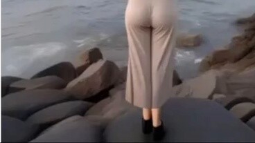 Sometimes it's really helpless to be alone online