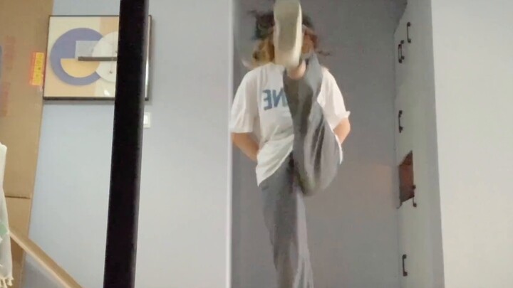 【Dope- BTS】 من الذي عبث بـ DNA!