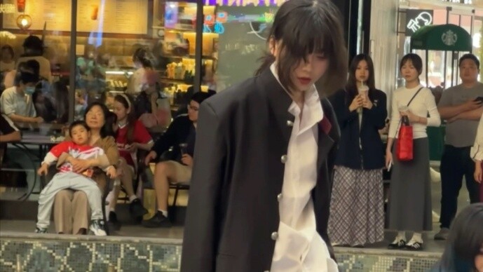 【đá nó đi】Anh hùng không bao giờ chơi trò chơi cấp thấp