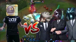 Immersive experience: While you're going head-to-head with a legendary player, two junglers are gank