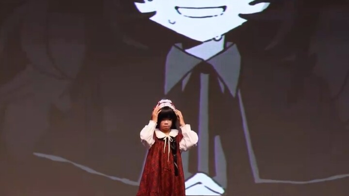 Come see a sixth-grade student perform on stage at the 8th Milu Animation Exhibition in Fuzhou.