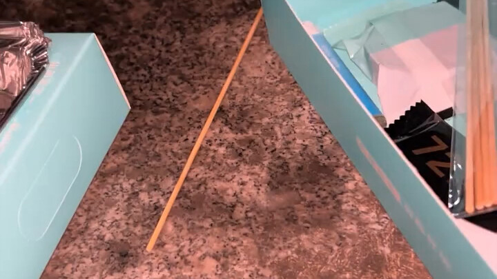 هذا المذاق لذيذ جدًا! 😂😁