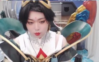 【Mạc Lộ nữ trang】Mạc Lộ cosplay Nữ Oa vá trời